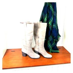 Arturo Chiang Boots 👢